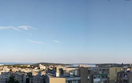 Panorama *
